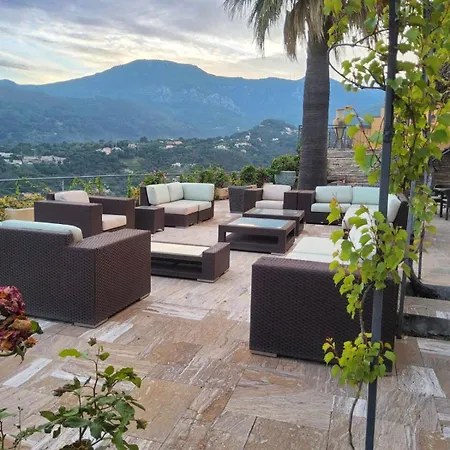 Villa Royal Domain, Entire, Bnbrickeys Mentone