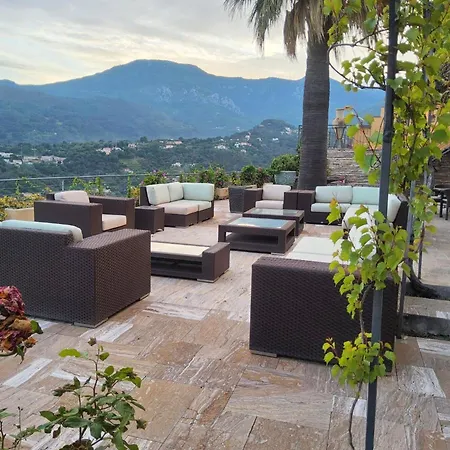 Villa Royal Domain, Entire, Bnbrickeys